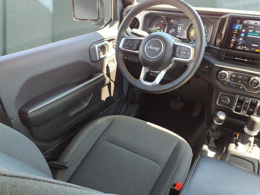 Certified 2024 Jeep Wrangler Unlimited Sahara AWD/4WD image 20