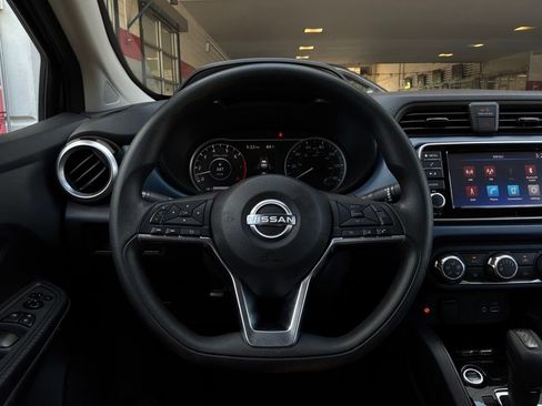 Used 2025 Nissan Versa SV FWD image 28