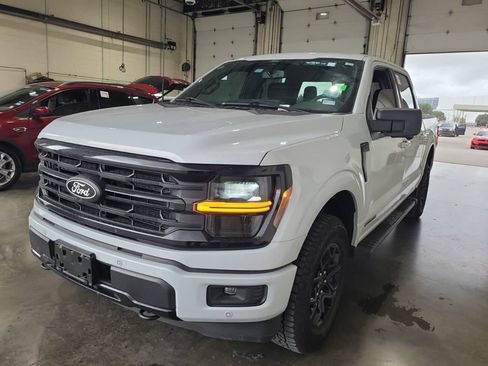 Used 2025 Ford F150 XLT w/ Equipment Group 302A MID AWD/4WD image 10
