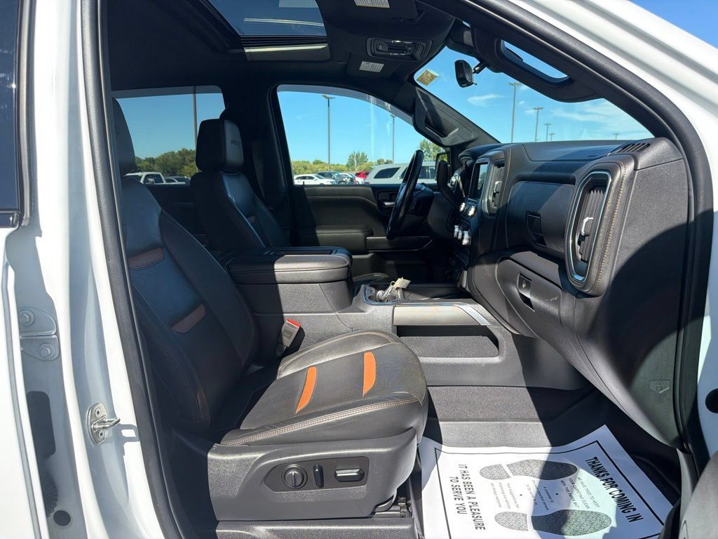 Used 2020 GMC Sierra 1500 AT4 w/ AT4 Premium Package AWD/4WD image 11