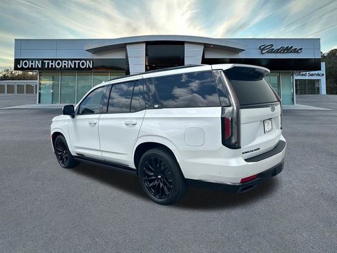 Used 2024 Cadillac Escalade Sport Platinum w/ LPO, ONYX Package AWD/4WD image 7