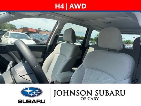 Used 2018 Subaru Forester 2.5i Premium AWD/4WD image 7