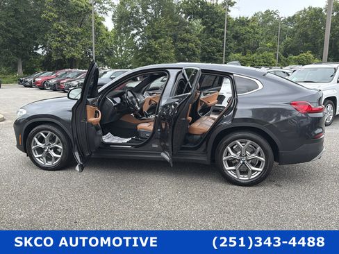 Used 2021 BMW X4 xDrive30i w/ Convenience Package AWD/4WD image 31