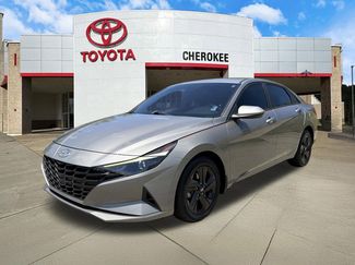Used 2022 Hyundai Elantra SEL FWD video 1
