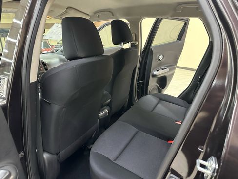 Used 2014 Nissan Juke S image 31