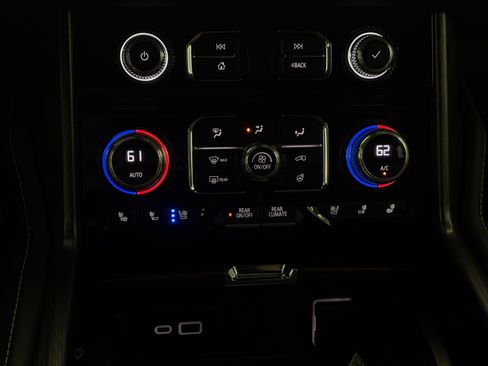 Used 2023 GMC Yukon XL Denali Ultimate w/ LPO, Floor Liner Package AWD/4WD image 41