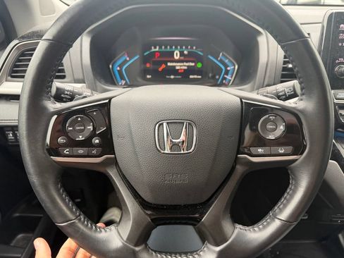 Used 2024 Honda Odyssey Touring image 15