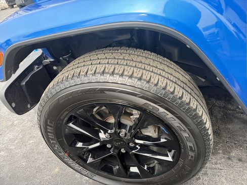 Certified 2023 Jeep Wrangler Sahara w/ Cold Weather Group image 32