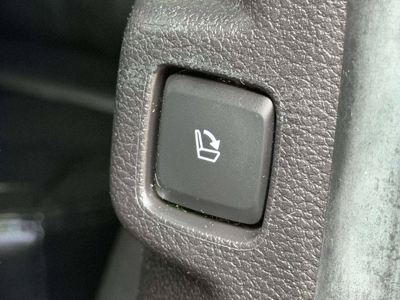 Used 2018 Ford Expedition Limited w/ Equipment Group 301A AWD/4WD image 24