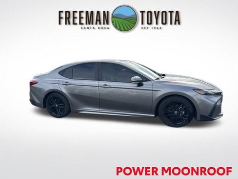 Used 2025 Toyota Camry SE w/ Multimedia Upgrade Package FWD image 4