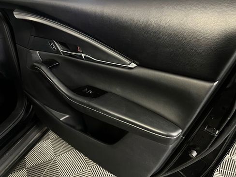 Used 2025 MAZDA CX-30 AWD 2.5 S w/ Preferred Package image 32