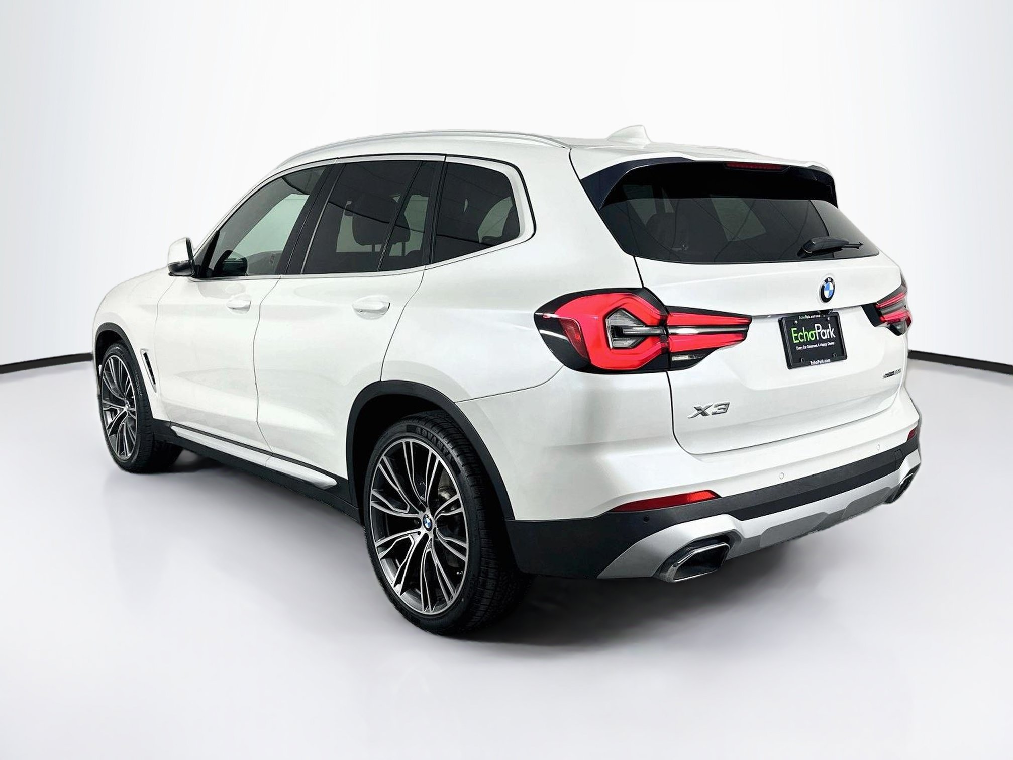 Used 2022 BMW X3 sDrive30i w/ Premium Package RWD image 5