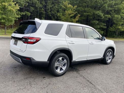 New 2025 Honda Pilot EX-L image 6