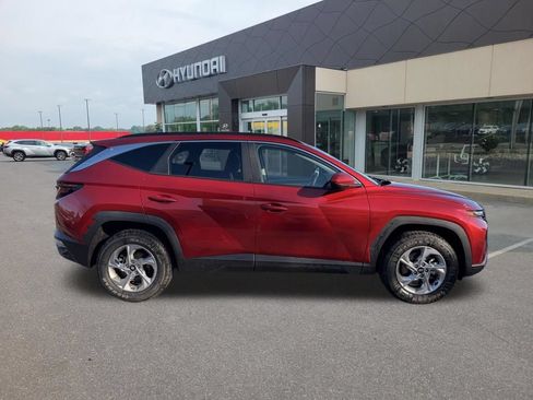 Used 2024 Hyundai Tucson SEL AWD/4WD image 2
