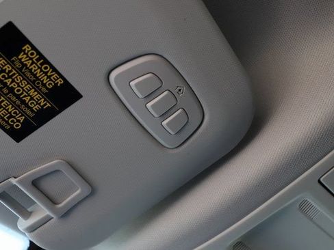 Used 2025 Ford Escape SE w/ PHEV Premium Package FWD image 41