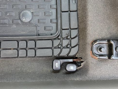 Used 2012 Hyundai Accent GLS FWD image 12