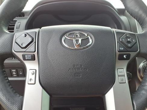 Used 2023 Toyota 4Runner SR5 Premium w/ Moonroof Package RWD image 20