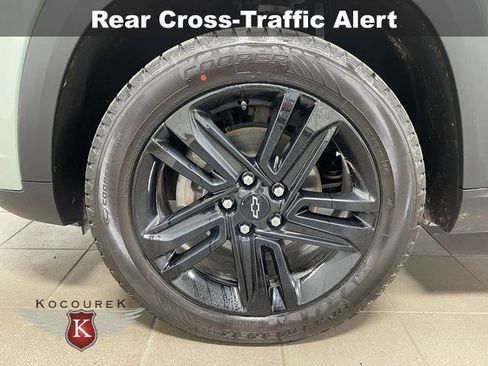 Used 2024 Chevrolet Trax ACTIV w/ Driver Confidence Package FWD image 8