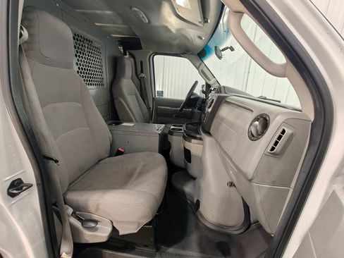 Used 2011 Ford E-250 and Econoline 250 w/ PWR Group image 23