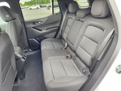 New 2026 Chevrolet Equinox LT FWD image 8
