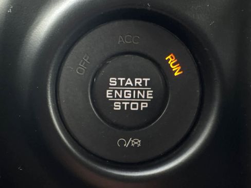 Used 2018 Jeep Wrangler Unlimited Rubicon image 25