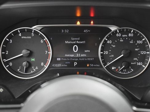 Used 2023 Nissan Rogue SL w/ SL Premium Package image 31