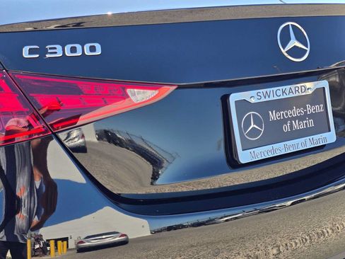 Used 2025 Mercedes-Benz C 300 4MATIC Sedan image 14