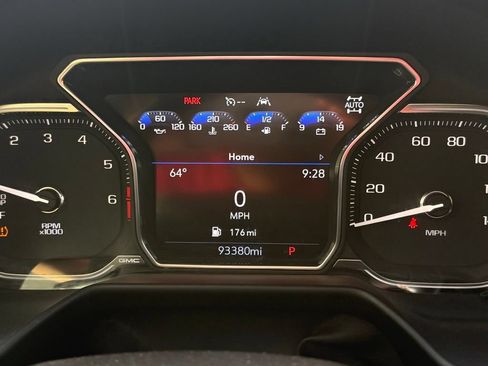 Used 2021 GMC Yukon AT4 w/ Technology Package AWD/4WD image 25