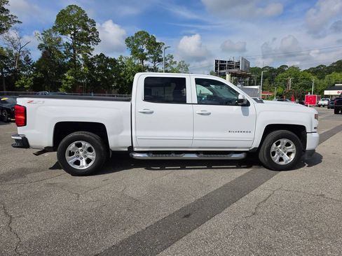 Used 2017 Chevrolet Silverado 1500 LT w/ All Star Edition AWD/4WD image 15