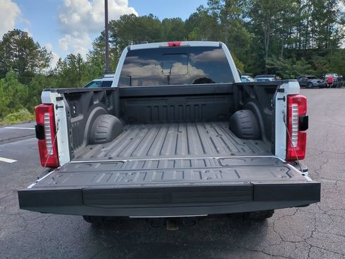Certified 2024 Ford F250 Lariat w/ Lariat Ultimate Package AWD/4WD image 15