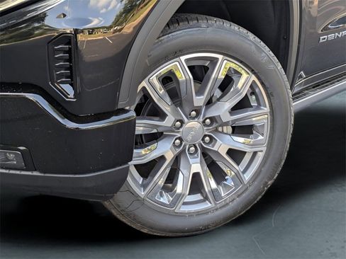 New 2026 GMC Sierra 1500 Denali w/ Denali Reserve Package image 3