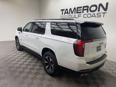 Used 2026 GMC Yukon XL AT4 w/ AT4 Premium Package AWD/4WD image 3