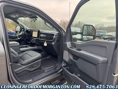 New 2026 Ford F450 Lariat image 15