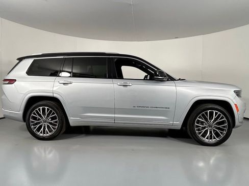 Used 2021 Jeep Grand Cherokee L Summit image 8