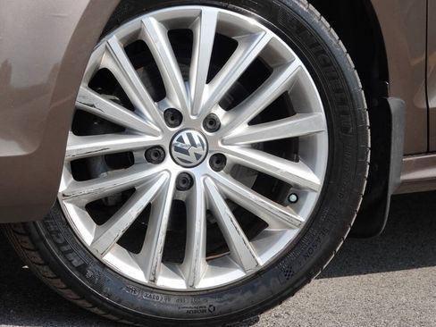 Used 2014 Volkswagen Jetta TDI FWD image 36