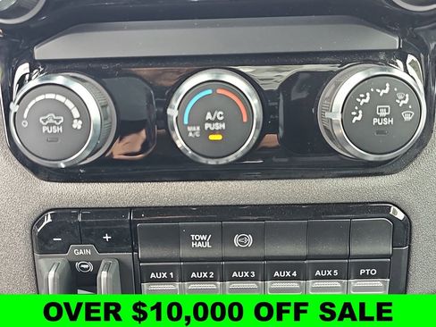 New 2025 RAM 3500 Tradesman AWD/4WD image 19