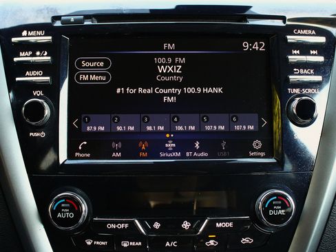 Used 2023 Nissan Murano Platinum w/ Cargo Package image 30