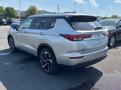 Used 2022 Mitsubishi Outlander ES AWD/4WD image 4