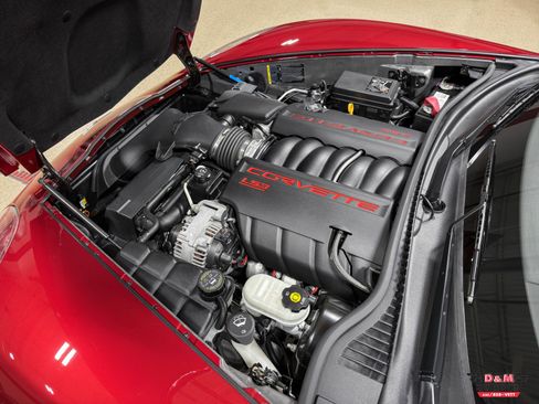 Used 2008 Chevrolet Corvette w/ Z51 Performance Package w/ Z51 Performance Package RWD image 9
