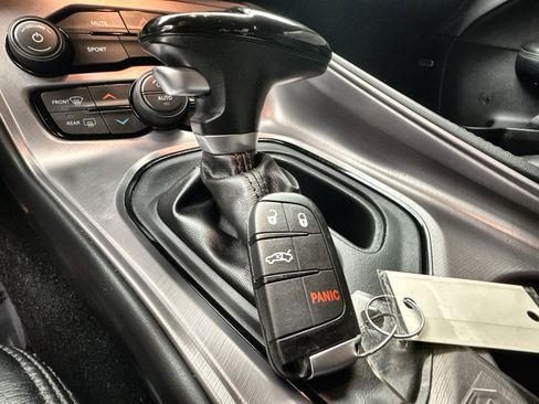 Used 2023 Dodge Challenger SXT w/ Blacktop Package image 21