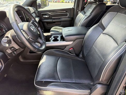 Used 2022 RAM 2500 Laramie AWD/4WD image 9