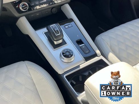 Used 2024 Mitsubishi Outlander SEL image 14