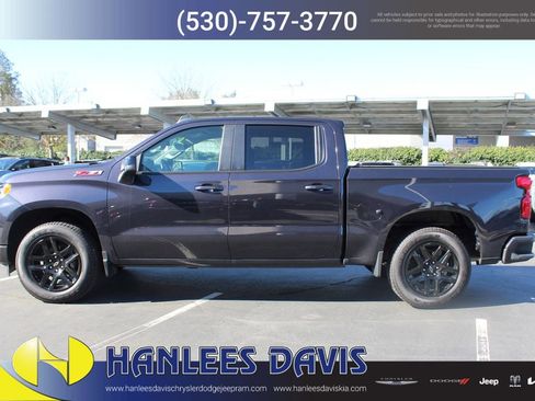 Used 2023 Chevrolet Silverado 1500 RST w/ Z71 Off-Road Package image 2
