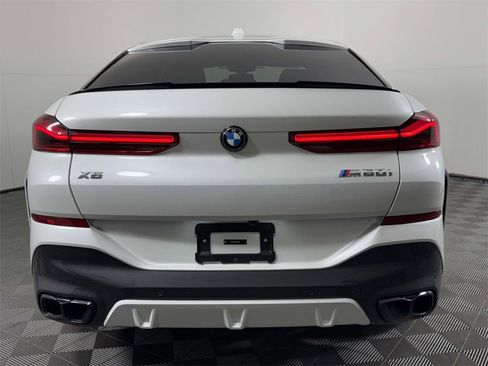 Used 2025 BMW X6 M60i w/ Parking Assistance Package image 9