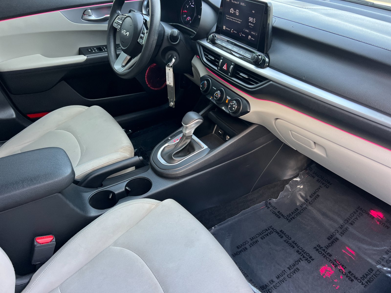 Used 2023 Kia Forte LXS w/ LXS Technology Package FWD image 14