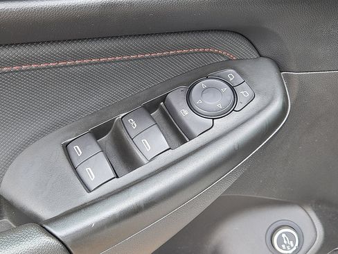 Used 2025 Chevrolet TrailBlazer RS w/ Convenience Package FWD image 22