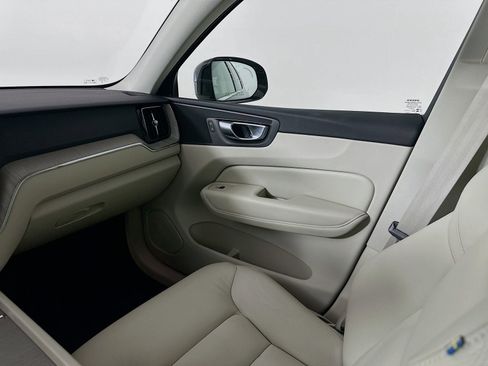 Used 2023 Volvo XC60 B5 Plus w/ Protection Package AWD/4WD image 23