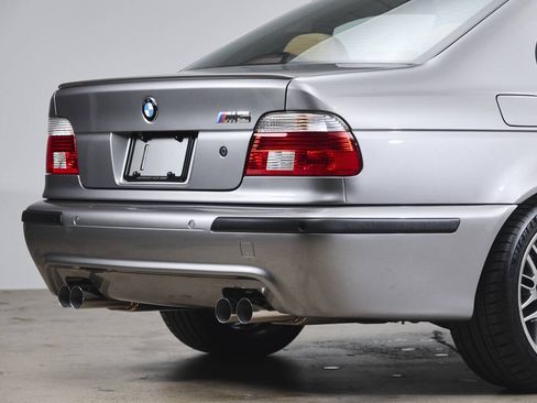 Used 2003 BMW M5 RWD image 20