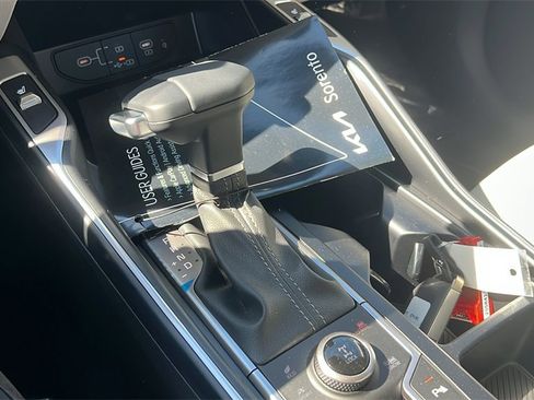 New 2025 Kia Sorento EX w/ Panoramic Sunroof Package image 22