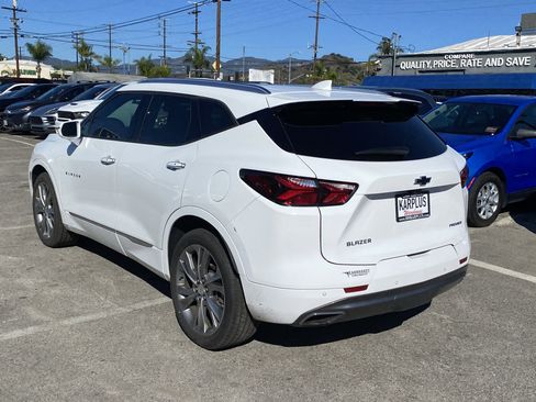 Used 2019 Chevrolet Blazer Premier w/ Sun and Wheels Package image 8